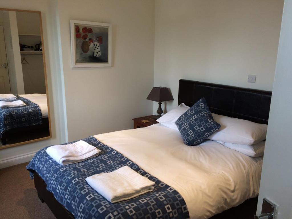 The River Cafe Bed and Breakfast Glasbury Exterior foto